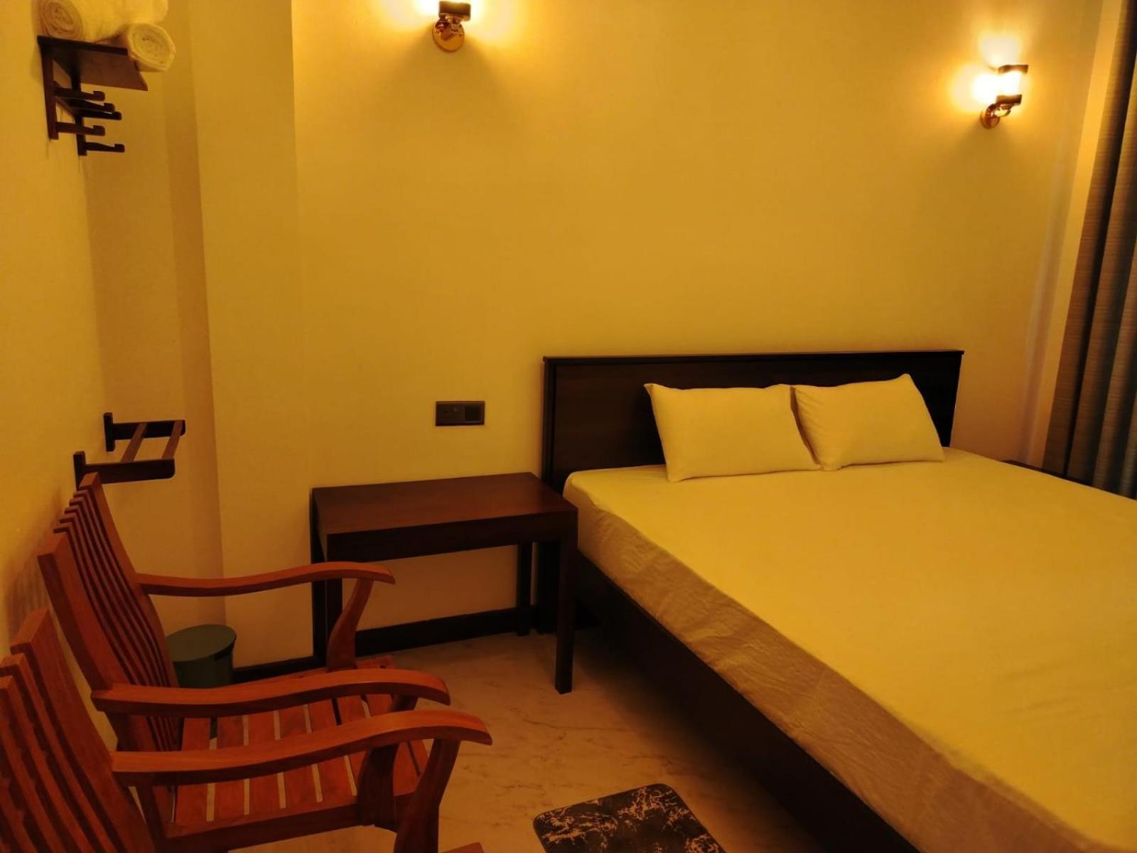 Diora Hotel Ratnapura Exterior photo